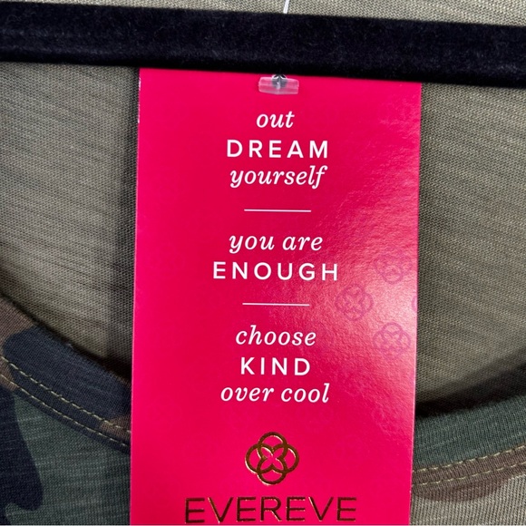 Sanctuary Gorpcore Green Camo Print Tie Front Natural Hiking Outdoor Tee Size: M - Picture 4 of 9